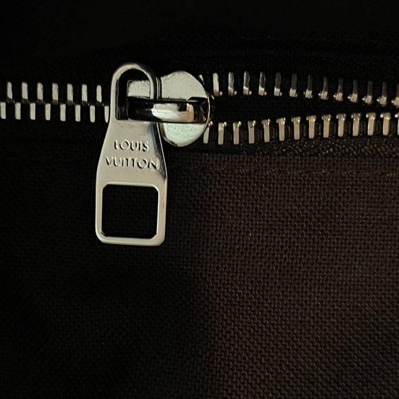 Authentic Louis Vuitton monogram Christopher PM backpack - Picture 7 of 8